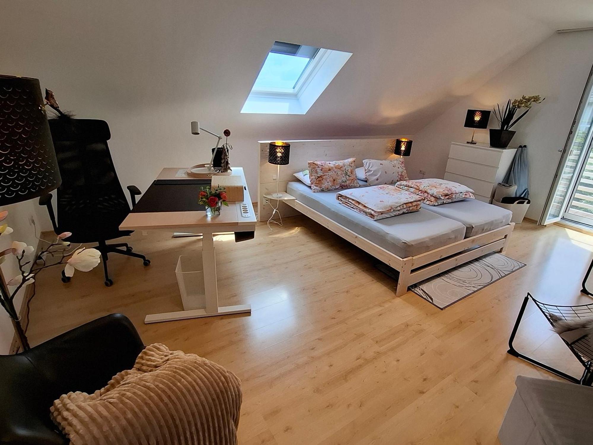 Apartment Chalet Am Schloss Kaltenberg Nahe Ammersee Geltendorf Eksteriør bilde